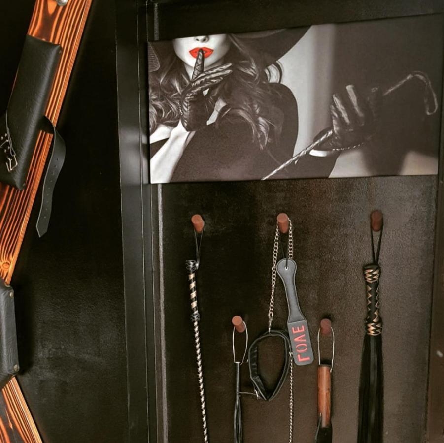 La Loveroom Bdsm De Nice " La Chambre Luxe Des Desirs " Exterior photo